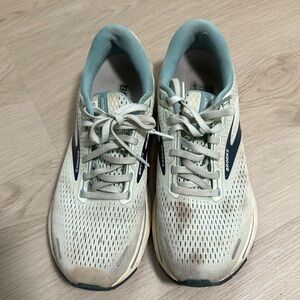 Women's Ghost 14 Brooks